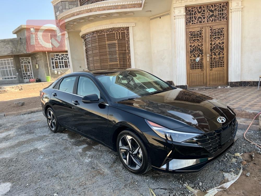 هیوندای ئەلەنترا